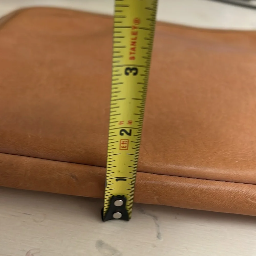Shinola Leather Laptop Bag Minimalist Design, Brown Leather Zip Pouch